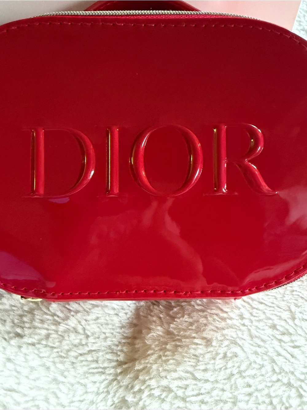 DIOR Red Patent Leather Embossed Logo Crossbody with Gold Chain - Picture 6 of 11
